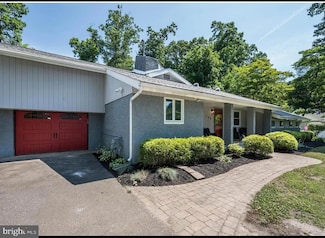 709 Kresson Rd, Cherry Hill, NJ 08003