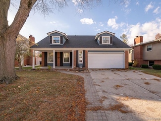 1790 Evergreen St, Trenton, MI 48183