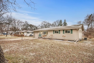 6810 Brookview Dr NE, Minneapolis, MN 55432