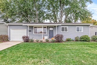 4027 Coral Dr, South Bend, IN 46614