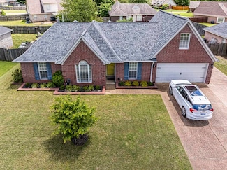 225 Cameron Dr, Oakland, TN 38060