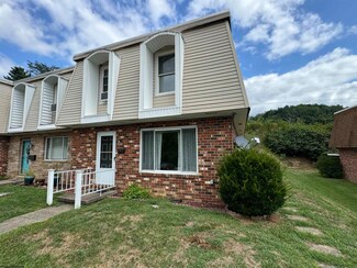 101 Pinewood Rd, Clarksburg, WV 26301
