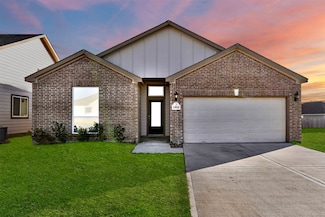 13010 Laura Lake Dr, Willis, TX 77318