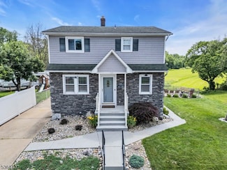 721 Roosevelt Ave, Manville, NJ 08835