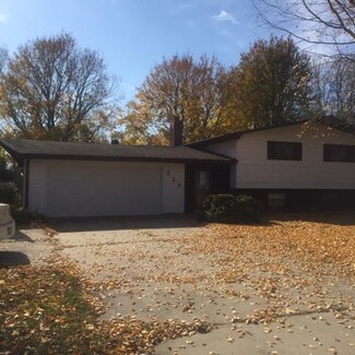 717 17th St, Windom, MN 56101