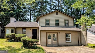 2015 Corners Cir, Lithonia, GA 30058