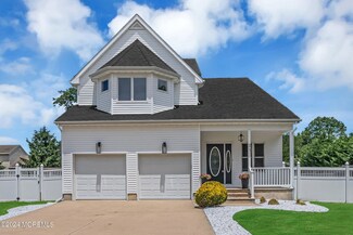 232 Kristi Shay Ln, Brick, NJ 08723