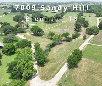 7009 Sandy Hill Rd, Brenham, TX 77833