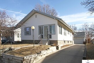 3558 S 51nd St, Lincoln, NE 68506