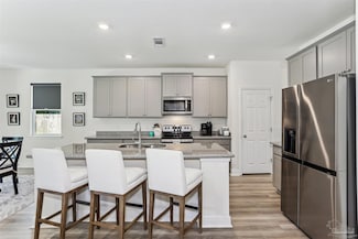 6233 Carson Dr, Milton, FL 32570