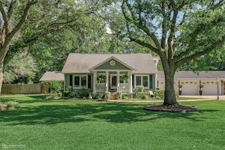 9900 Myrtis Texas Line Rd, Vivian, LA 71082