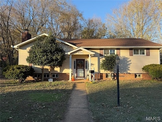 404 Helber Dr, Farmington, MO 63640