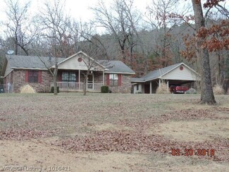 621 Cedar Ln, Ozark, AR 72949