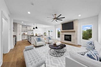 4025 NE Sagamore Dr Unit B, Lee's Summit, MO 64064