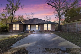 414 N 5th St, Midlothian, TX 76065