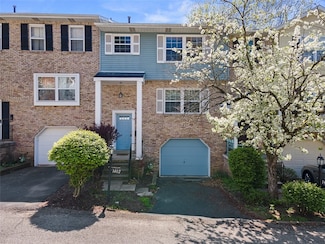 1402 Magnolia Ct, Bethel Park, PA 15102