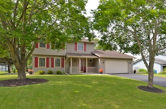 9025 Meadow Park Ln, Franksville, WI 53126