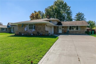 1628 N Circle View Dr, Independence, OH 44131