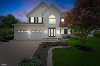 17 Rolling Hills Dr, Somerset, NJ 08873