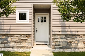1143 E Eighth St Unit 2, Traverse City, MI 49686