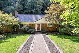 116 Merrie Woode Dr, Pittsburgh, PA 15235