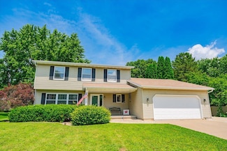 5012 Ridge Rd, Mc Farland, WI 53558