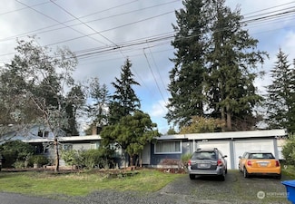 2332 N 116th St, Seattle, WA 98133
