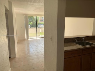 8075 NW 7th St Unit 110, Miami, FL 33126