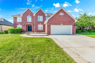 20379 Bannister Dr, Macomb, MI 48044