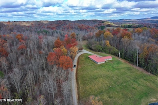 22453 Alberta St, Oneida, TN 37841