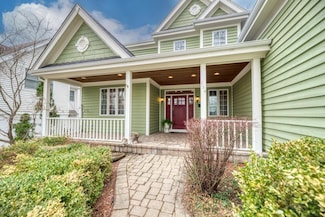 114 Woodstock Ave, Clarendon Hills, IL 60514