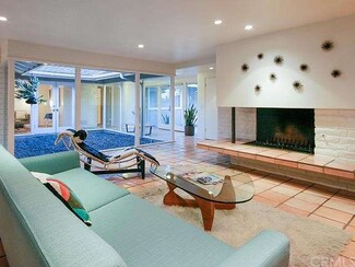 2749 N Flower St, Santa Ana, CA 92706