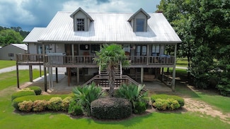 1639 Pumpkin Creek Rd, Brooksville, MS 39739