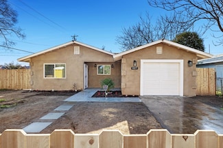 907 W Woodward Ave, Fresno, CA 93706