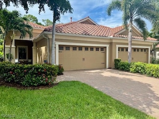 10068 Montevina Dr, Estero, FL 33928