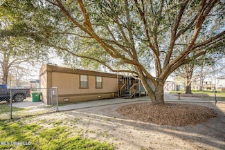 14924 Arthur Ave, Vancleave, MS 39565