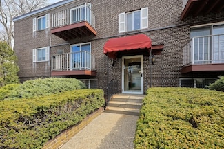 5 Ash St Unit 2, Medford, MA 02155
