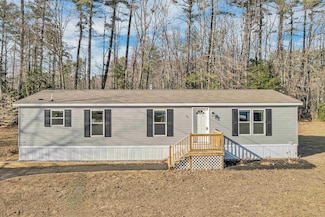 66 Lamplighter's Dr, Conway, NH 03860