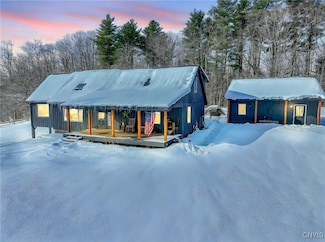 4251 Nelson Rd, Cazenovia, NY 13035