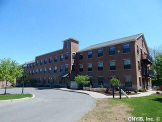 28 Maple St Unit 208, Marcellus, NY 13108