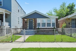 1467 W 73rd St, Chicago, IL 60636