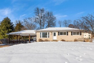 639 Highland Dr, Ballwin, MO 63011