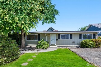 817 S 76th St, Tacoma, WA 98408