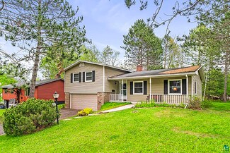 2134 Dunedin Ave, Duluth, MN 55803