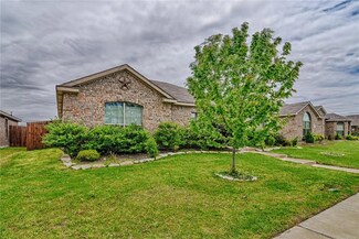 2044 Fair Weather Dr, Lancaster, TX 75146