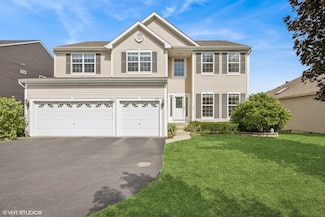 299 Cross Creek Ln, Lindenhurst, IL 60046