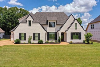 14 Lake Breeze Dr, Jackson, TN 38305