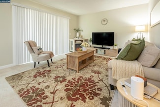 5318 Ridgeview Cir Unit 10, El Sobrante, CA 94803