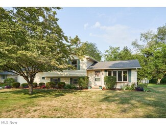 8522 Babst Ave NW, Canal Fulton, OH 44614