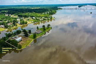 476 Hideaway Rd, Camden, AL 36726